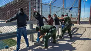 Presidente Trump defiende redadas migratorias y afirma que “no han ido suficientemente lejos”