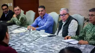 Gobernador Rubén Rocha y Omar García Harfuch refuerzan estrategias de seguridad en Sinaloa