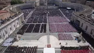 Multitud despide entre lágrimas al Papa Francisco en su emotivo entierro en Santa María la Mayor