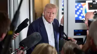 Trump amenaza a Putin con nuevas sanciones tras histórica reunión con Zelenski en el Vaticano