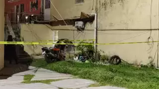 Hombre resulta gravemente herido tras presuntamente dispararse con un rifle en un fraccionamiento Carmelita