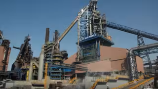 AHMSA irá a subasta por 1,123 mdd: juzgado autoriza venta como “unidad productiva” y fija ruta para pagar a más de 13 mil trabajadores