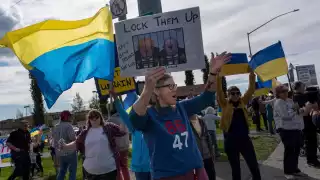 Protestas en Alaska contra la visita de Putin: rechazan cumbre con Trump sobre Ucrania
