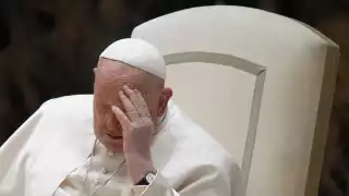 Papa Francisco ha comenzado una terapia farmacológica 