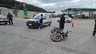 Motociclista lesionado en Campeche tras choque en entronque de la Costera del Golfo