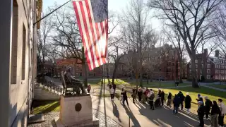 ​Harvard desafía a Trump y rechaza condiciones federales enfrentando congelamiento de $2.2 mil millones en fondos