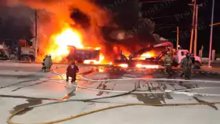 Trágico accidente en Ciudad del Carmen deja varios muertos y vehículos calcinados