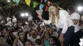 Cecilia Patrón exhorta a los habitantes de El Vergel II al voto libre y alegre en Mérida