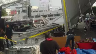 Colapsa estructura en la Feria del Libro Neza 2025: ocho lesionados y suspensión temporal del evento