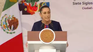 Claudia Sheinbaum rinde homenaje a Tenochtitlán y reafirma el compromiso con los pueblos originarios