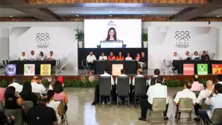 Candidatos federales de Yucatán se reúnen con empresarios de Mérida