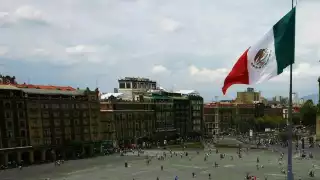 OCDE pronostica recesión para México, advirtiendo que aranceles de Trump causarán caída del PIB