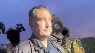 Vance Boelter comparece ante la justicia al ser detenido bajo sospecha de asesinar a congresista en Minnesota