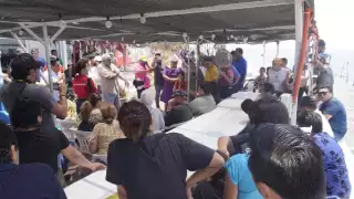 Gobierno de Campeche anuncia apoyo a empresarios víctimas de incendio 