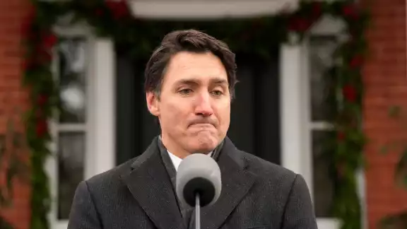 En un mensaje a los medios, Justin Trudeau explicó que con su renuncia evitar divisiones internas y dar espacio a un nuevo liderazgo En un mensaje a los medios, Justin Trudeau explicó que con su renuncia evitar divisiones internas y dar espacio a un nuevo liderazgo
