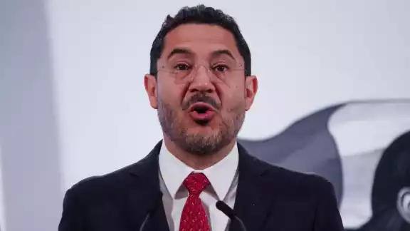 Martí Batres Guadarrama, titular del ISSSTE Martí Batres Guadarrama, titular del ISSSTE