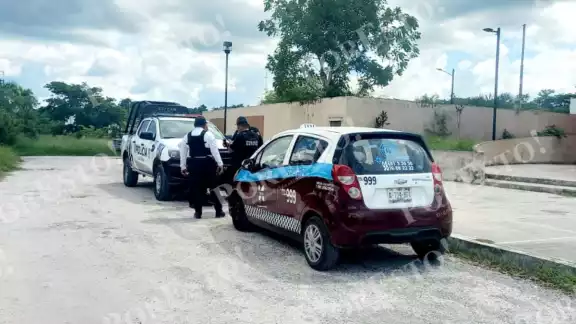 Tres personas fueron aseguradas por la Policía Estatal en Escárcega por su presunta participación en un secuestro. Tres personas fueron aseguradas por la Policía Estatal en Escárcega por su presunta participación en un secuestro.