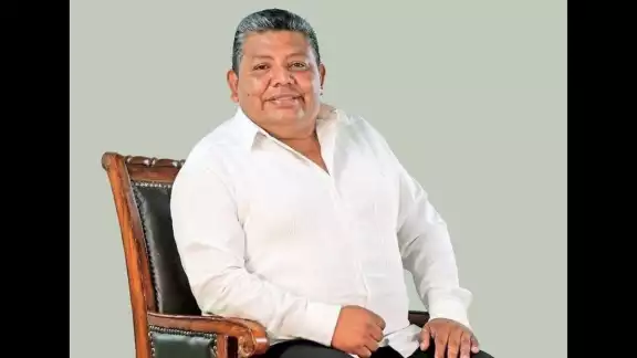 Roberto Pérez Delgado, solicitó su separación del cargo de alcalde de San Pedro Ixtlahuaca, Oaxaca Roberto Pérez Delgado, solicitó su separación del cargo de alcalde de San Pedro Ixtlahuaca, Oaxaca