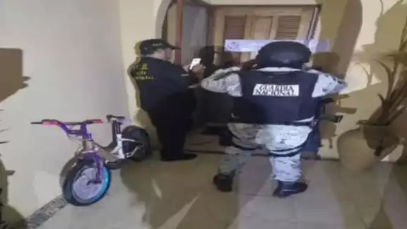 Rescatan a menor extranjera en Playacar; desmantelan casa de seguridad Rescatan a menor extranjera en Playacar; desmantelan casa de seguridad