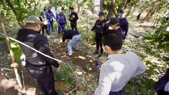 En el municipio de La Concordia, se encontraron tres fosas clandestinas con los cuerpos de tres hombres