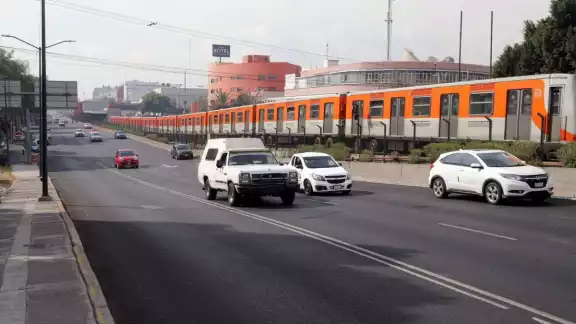 El programa Hoy No Circula es una medida que busca equilibrar el uso vehicular con la calidad del aire El programa Hoy No Circula es una medida que busca equilibrar el uso vehicular con la calidad del aire