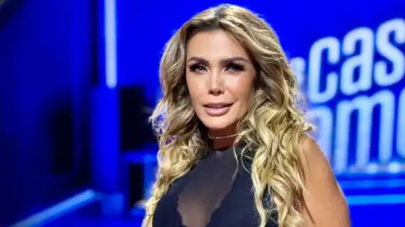 Sabine Moussier sorprende al revelar que trató de tener una relación con otra mujer Sabine Moussier sorprende al revelar que trató de tener una relación con otra mujer