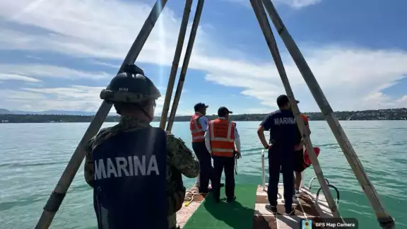 La Semar reafirmó su compromiso de seguir trabajando de manera coordinada para ofrecer seguridad a vacacionistas y habitantes de las regiones costeras La Semar reafirmó su compromiso de seguir trabajando de manera coordinada para ofrecer seguridad a vacacionistas y habitantes de las regiones costeras