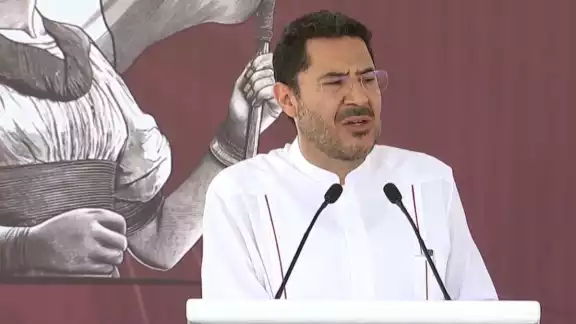 Martí Batres Guadarrama, director general del ISSSTE