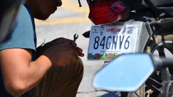 El reemplacamiento vehicular en Campeche es obligatorio cada tres años.

