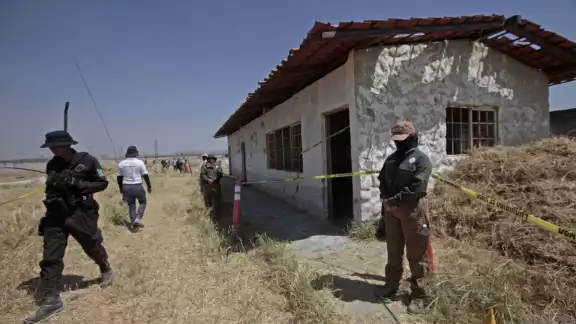 Los 10 detenidos en septiembre de 2024 por el caso del rancho Izaguirre fueron condenados a 141 años de prisión. Los 10 detenidos en septiembre de 2024 por el caso del rancho Izaguirre fueron condenados a 141 años de prisión.