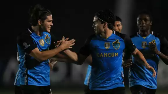 ¿Lograrán Las Iguanas levantar en casa el Campeón de Campeones?