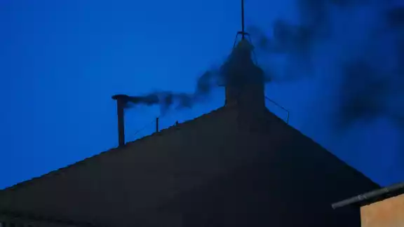 La próxima fumata está prevista para esta tarde, después de que los cardenales regresen a la Capilla Sixtina tras su almuerzo La próxima fumata está prevista para esta tarde, después de que los cardenales regresen a la Capilla Sixtina tras su almuerzo
