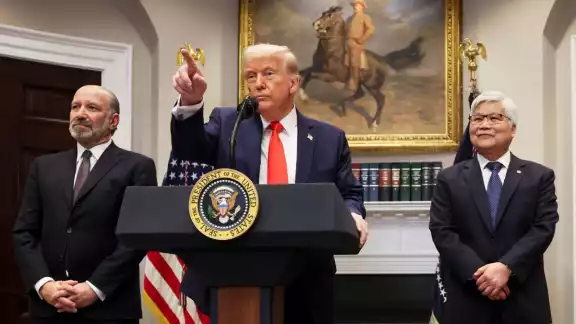Donald Trump, presidente de Estados Unidos (centro) Donald Trump, presidente de Estados Unidos (centro)