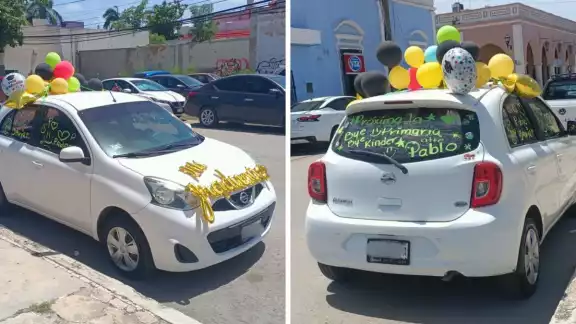 En Campeche decoran coches para celebrar la "graduación" de pequeños En Campeche decoran coches para celebrar la "graduación" de pequeños