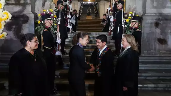 La mandataria mexicana señaló que uno de los principales objetivos de esta reforma es erradicar la corrupción La mandataria mexicana señaló que uno de los principales objetivos de esta reforma es erradicar la corrupción