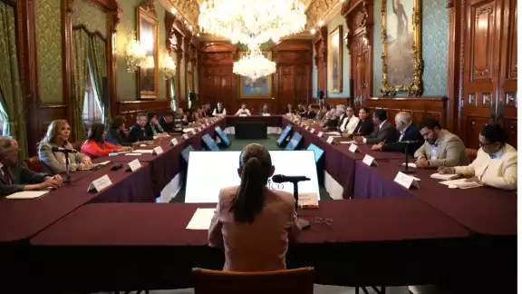 Sheinbaum reiteró el compromiso de su administración con la universalización de los servicios de salud