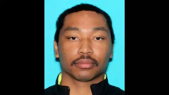 El joven de de 27 años originario de Las Vegas, tenía como objetivo las oficinas de la NFL, El joven de de 27 años originario de Las Vegas, tenía como objetivo las oficinas de la NFL,