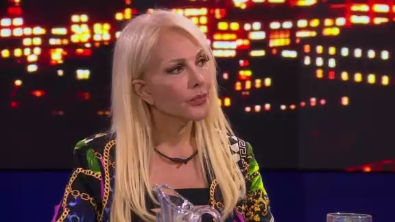 Olivia Collins revela supuesta calvicie dentro de ‘La Casa de los Famosos México’