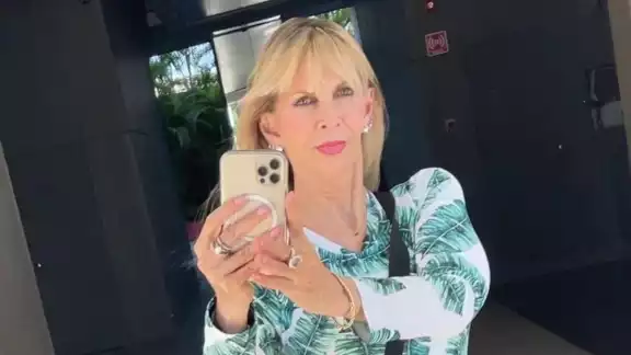 Shanik Berman tuvo un fuerte accidente en su viaje por Europa Shanik Berman tuvo un fuerte accidente en su viaje por Europa