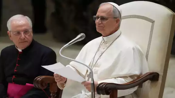 El Papa León XIV enfatizó la necesidad de "desarmar las palabras" para contribuir a la desescalada de conflictos El Papa León XIV enfatizó la necesidad de "desarmar las palabras" para contribuir a la desescalada de conflictos