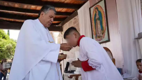 El posicionamiento de la CEM busca desmarcar a la jerarquía católica de las expresiones del "Padre Pistolas"