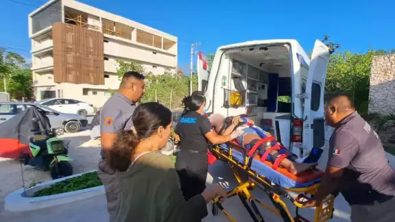 Mujer extranjera se lanza desde el cuarto piso de un condominio en Tulum Mujer extranjera se lanza desde el cuarto piso de un condominio en Tulum
