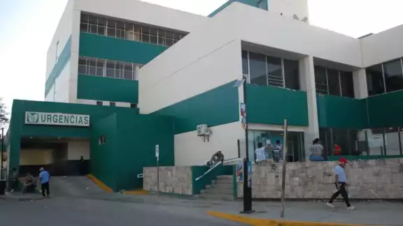 El joven tuvo un accidente El joven tuvo un accidente