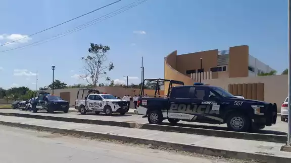 La policía arribó al sitio en Centenario, Escárcega La policía arribó al sitio en Centenario, Escárcega