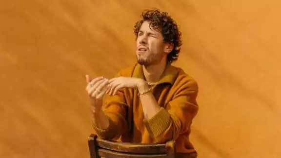 Juanpa Zurita tuvo un fuerte accidente en el desierto, este es su estado de salud