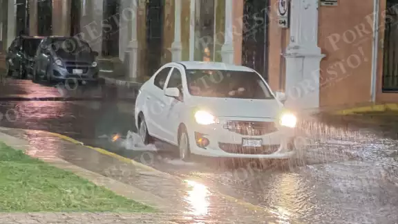 La Seproci clasificó a ocho municipios de Campeche en riesgo medio por lluvias debido a la Onda Tropical número 40.