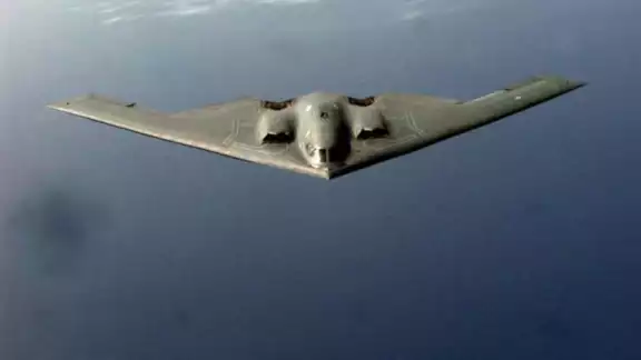 La presencia de estos bombarderos ha generado especulación, dado que son los únicos capaces de transportar el Massive Ordnance Penetrator La presencia de estos bombarderos ha generado especulación, dado que son los únicos capaces de transportar el Massive Ordnance Penetrator