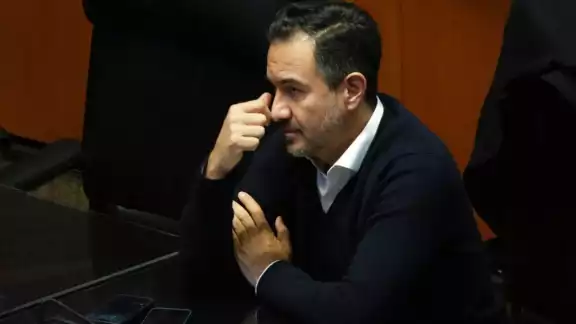 Ante las protestas de la militancia morenista, la permanencia de Yunes Márquez en el partido aún está en duda,