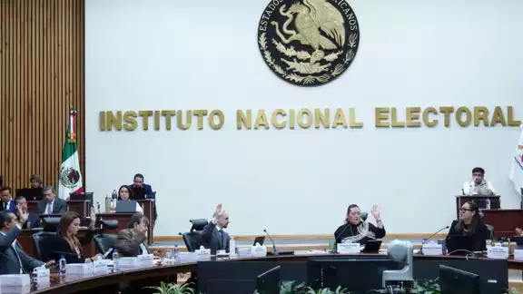Las personas tendrán que buscar información de los candidatos en el sitio oficial del INE.