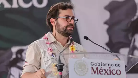 Alejandro Svarch Pérez, director general del IMSS Bienestar
